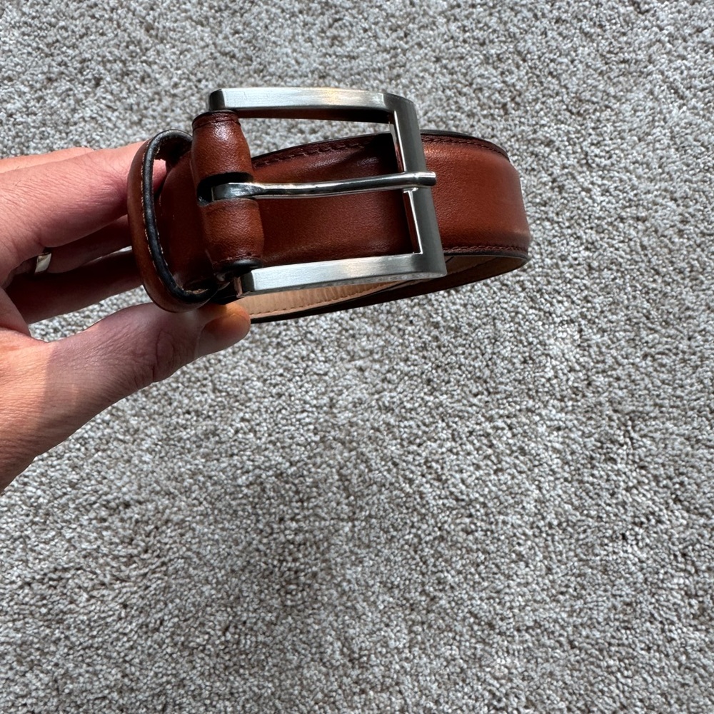 Allen Edmonds Chili Leather Belt Size 32